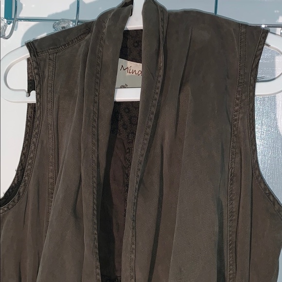 MIND SET Tencel and linen open draped vest - Picture 3 of 8